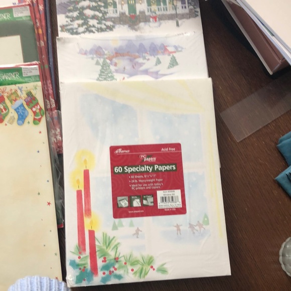 9 sets Christmas Holiday stationary - Picture 3 of 4